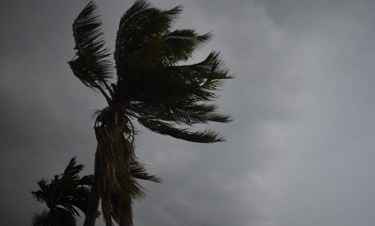 সন্ধ্যার মধ্যে ঝড়ের পূর্বাভাস, বাড়বে তাপমাত্রা